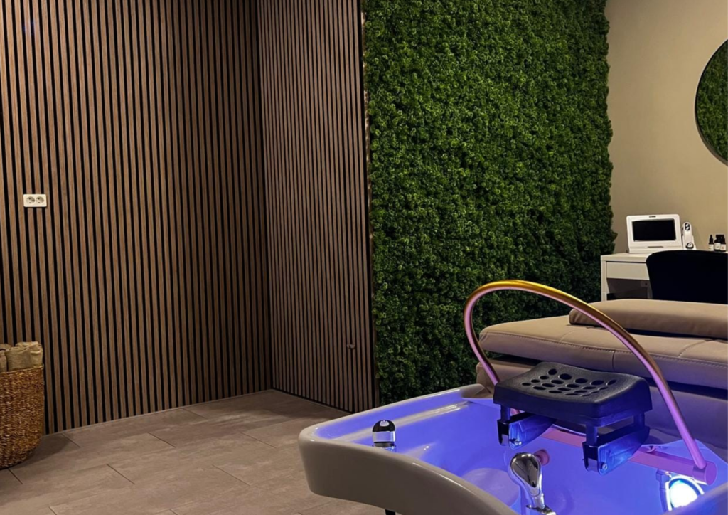 ROSHI HEAD SPA & BEAUTY